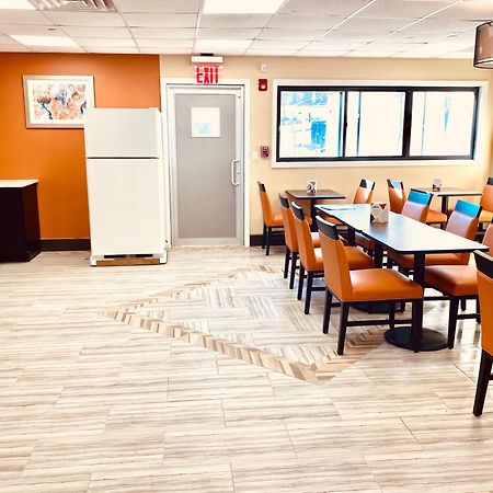 ניו יורק Surface Inn Brooklyn מראה חיצוני תמונה